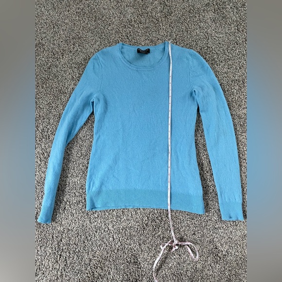 🩵Lord & Taylor Cashmere sweater - Picture 5 of 5